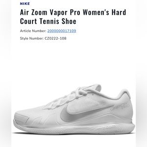 Nike Air Zoom Vapor Pro Women’s Tennis Shoes 
Size: 8W
Style #: CZ0222-108
New
